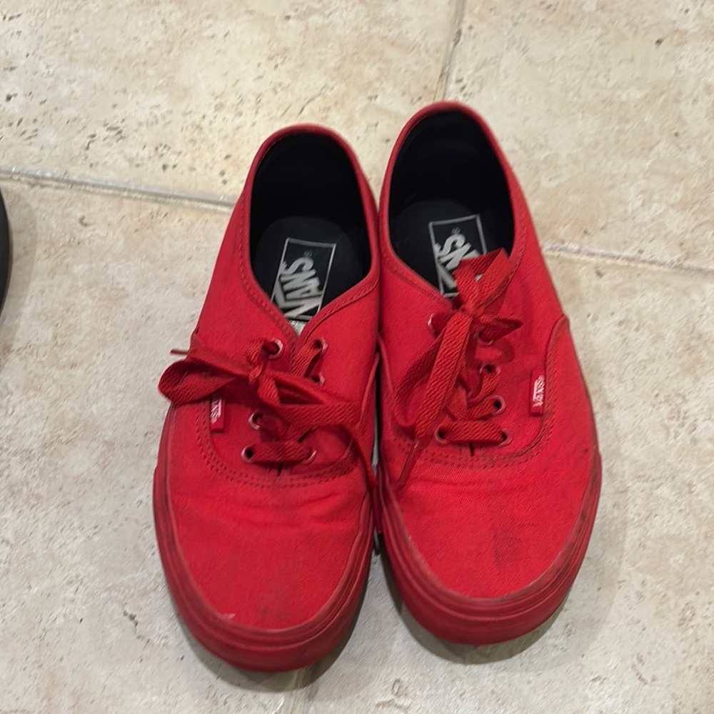 Vans Authentic Low-Top Sneakers in Red